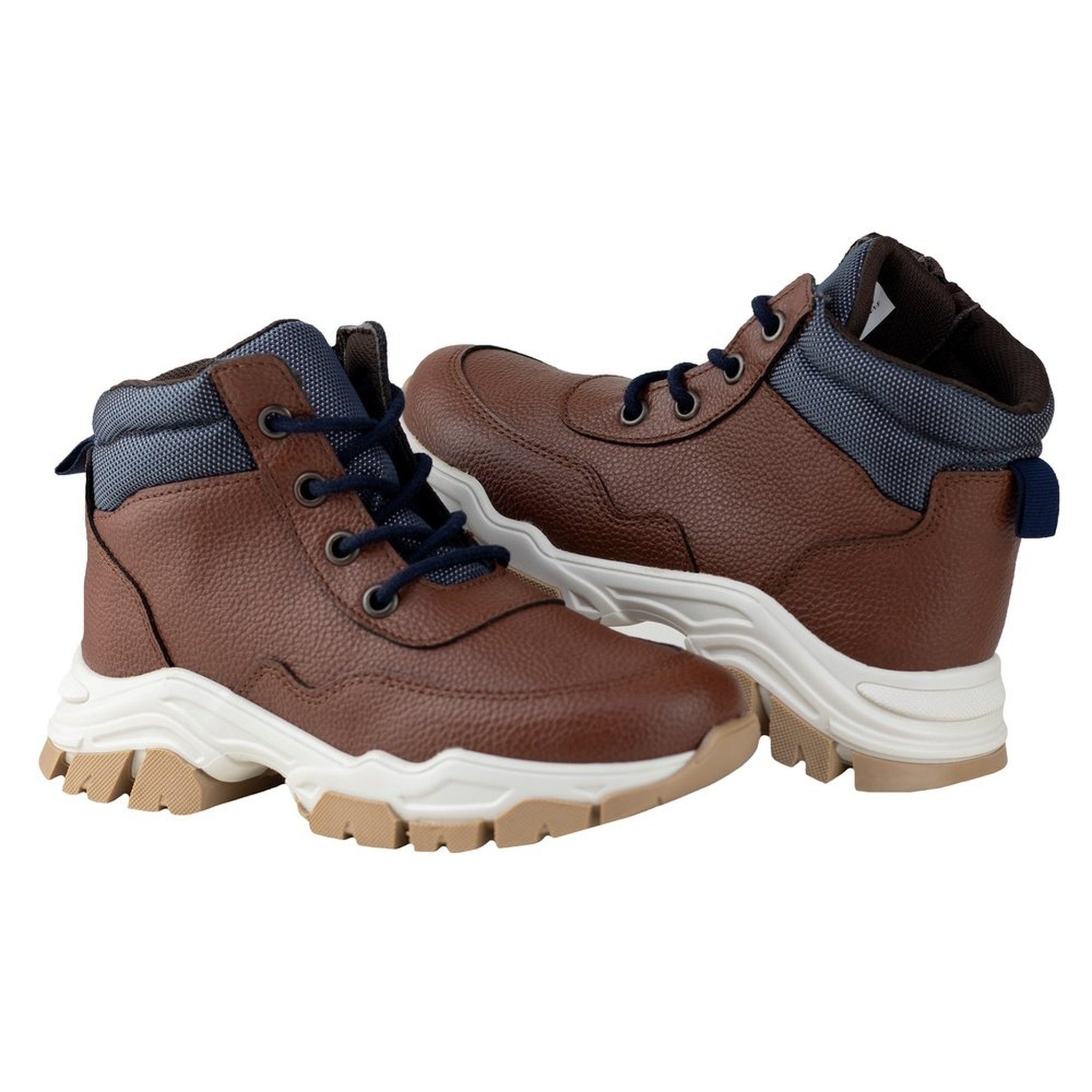 Bota Juvenil Niño Chabelo Outdoor C384-F Nuez 22-26