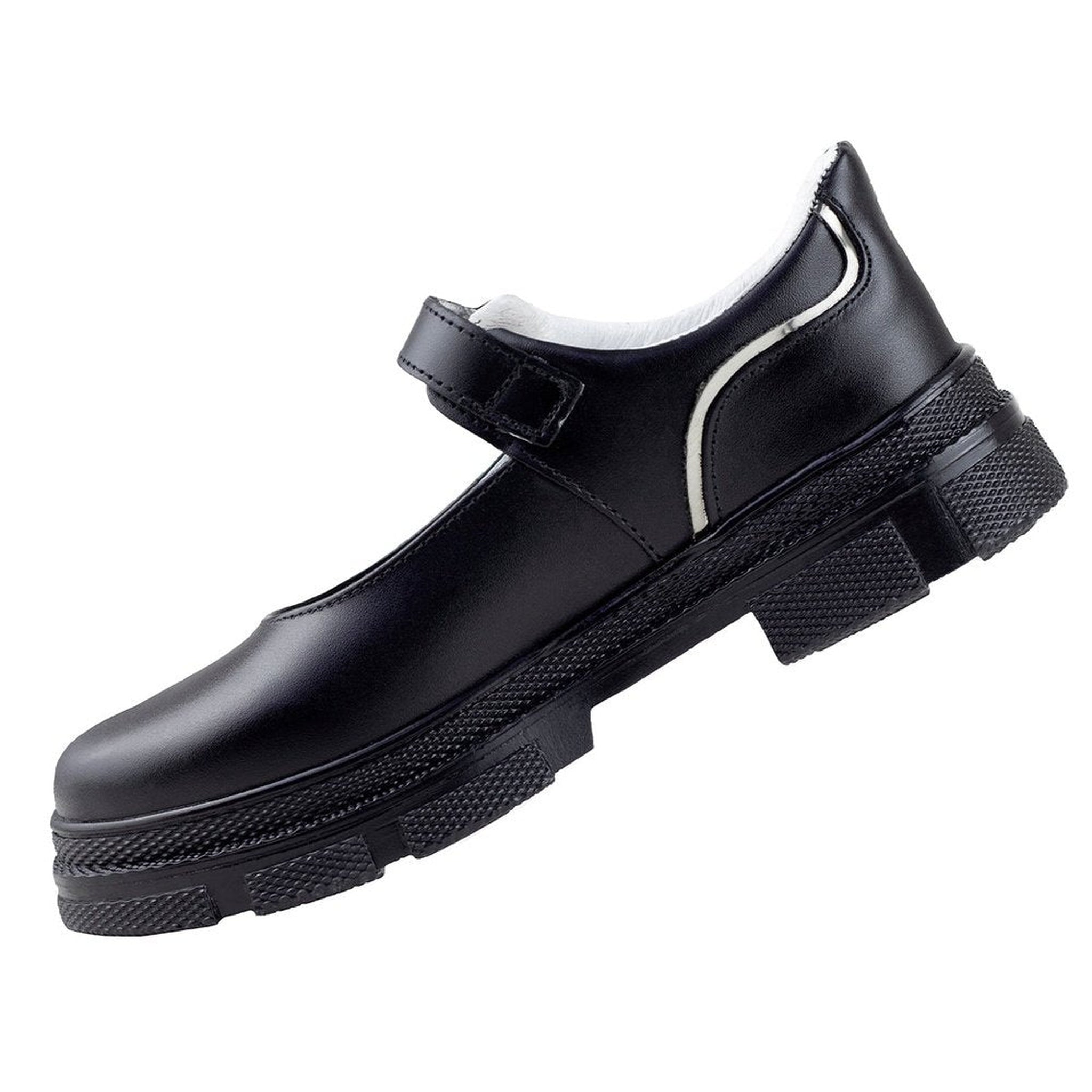 Zapato Escolar De Niña Chabelo Con Suela Alta 149-A Negro