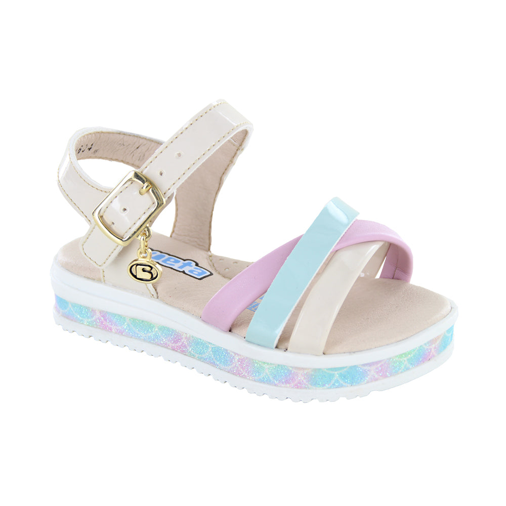 Sandalia Coqueta para niña en charol beige Casandra con arco preformado