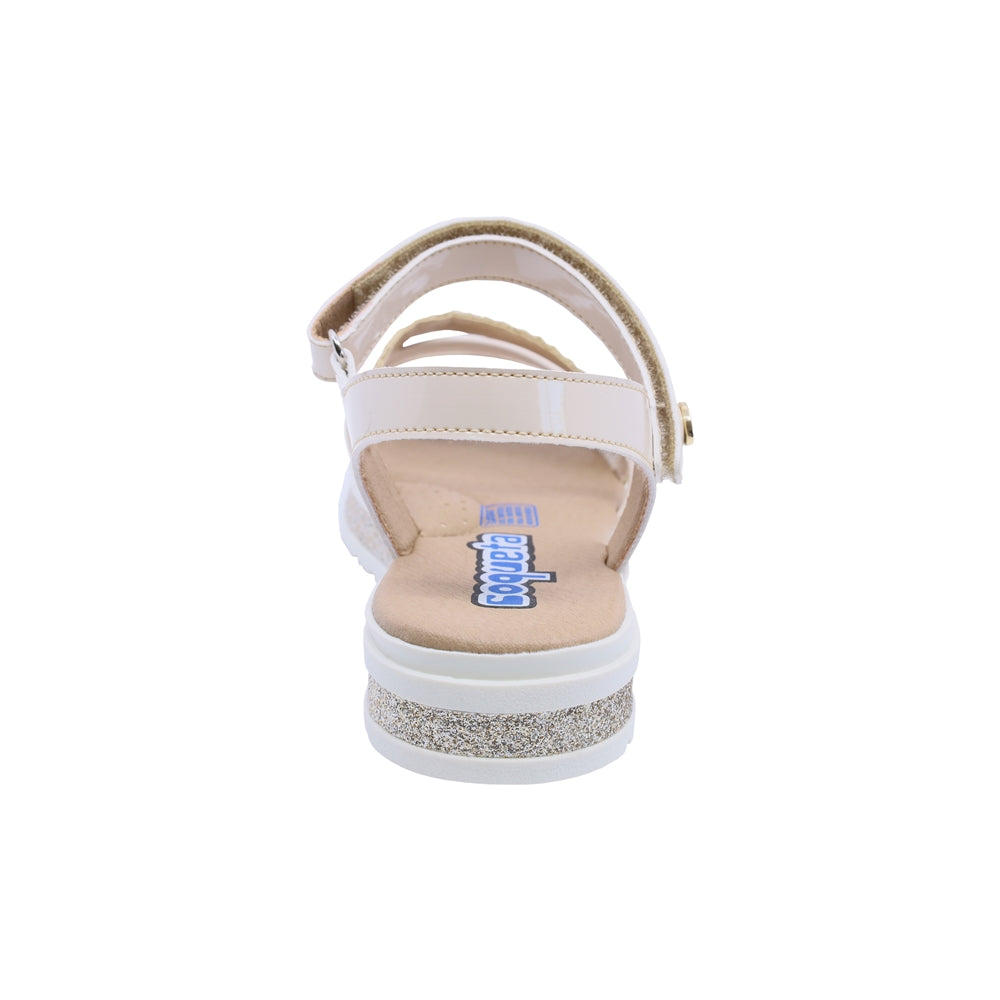 Sandalia Coqueta para niña en sintético beige Casandra con tira de contacto.