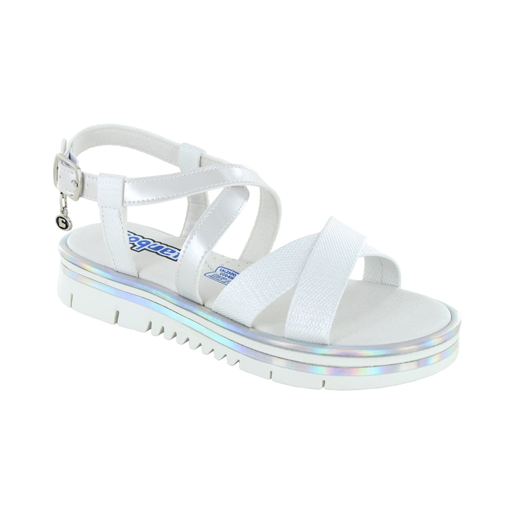 Sandalia Coqueta para niña en sintético perla Valentina con hebilla metálica.