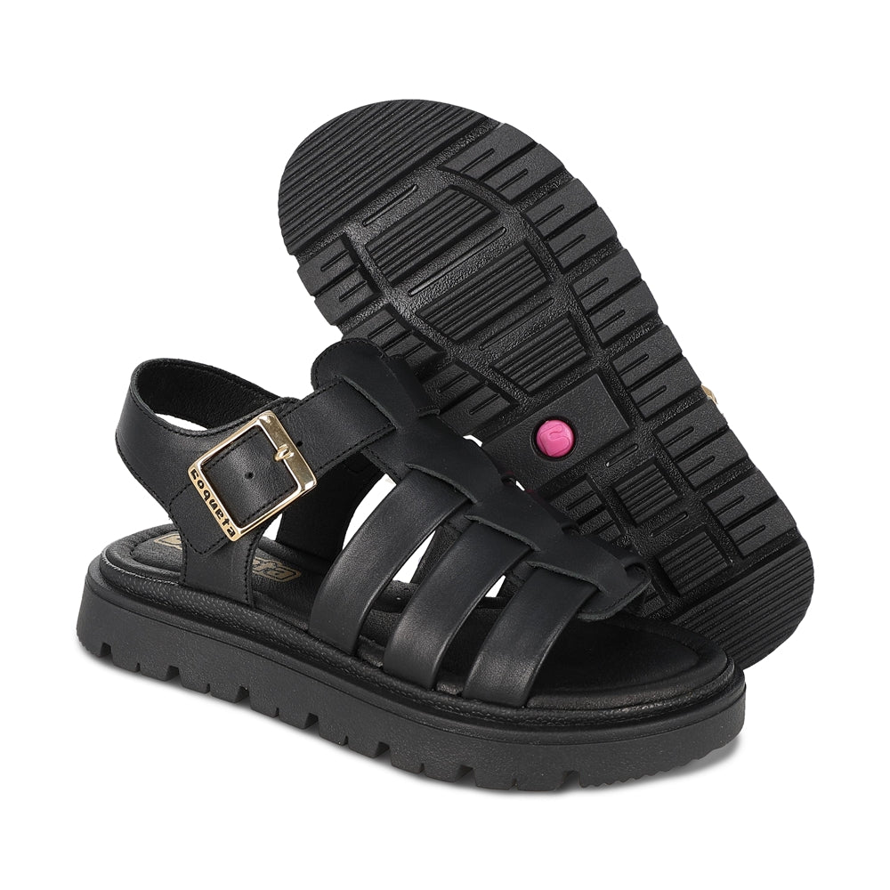 Sandalia Coqueta para niña en piel negra Tomasa con hebilla.