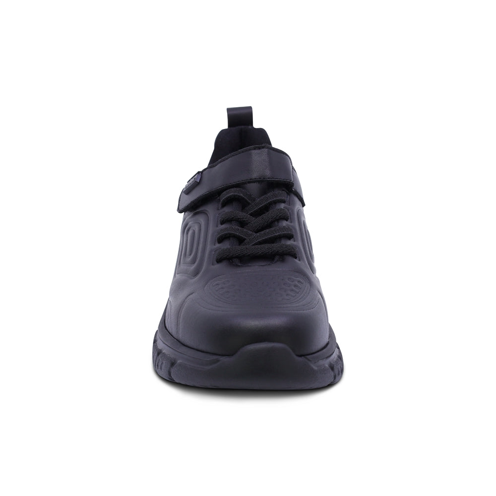 Tenis escolar Audaz para niño en piel negro Balú con tira de contacto