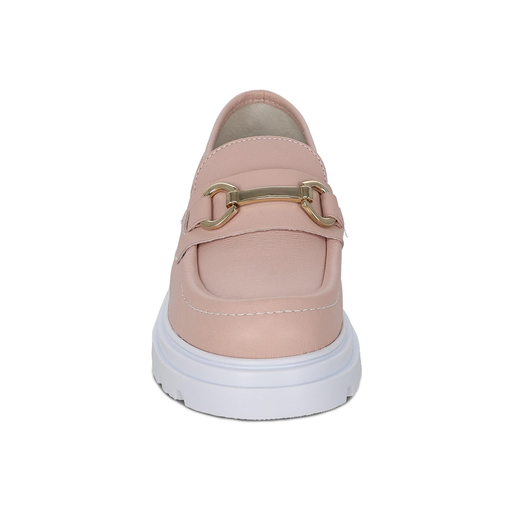 Mocasín Coqueta para niña en piel rosa Jazz con suela de plataforma.