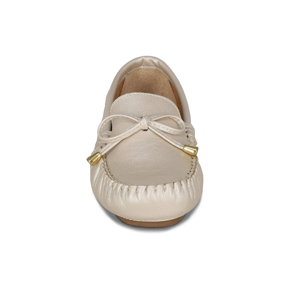 Zapato Coqueta para niña de piel perla Ramiro con suela cómoda