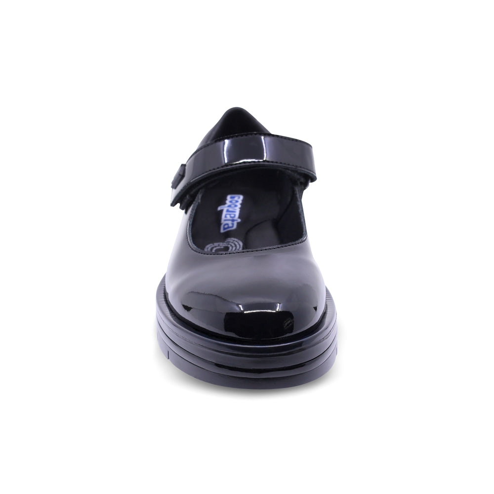 Zapato escolar Coqueta para niña en charol negro Nora con tira de contacto