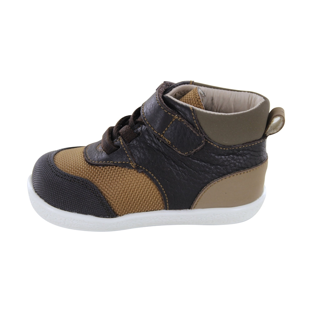 Botita Audaz para niño Piel Café Panky con tira de contacto