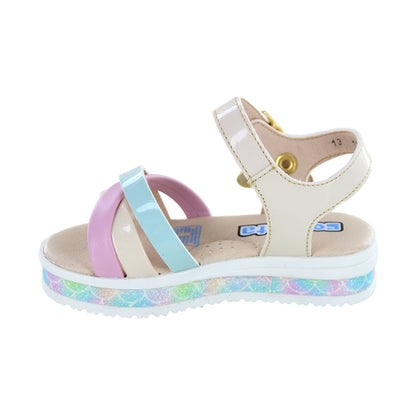 Sandalia Coqueta para niña en charol  beige Casandra con arco preformado