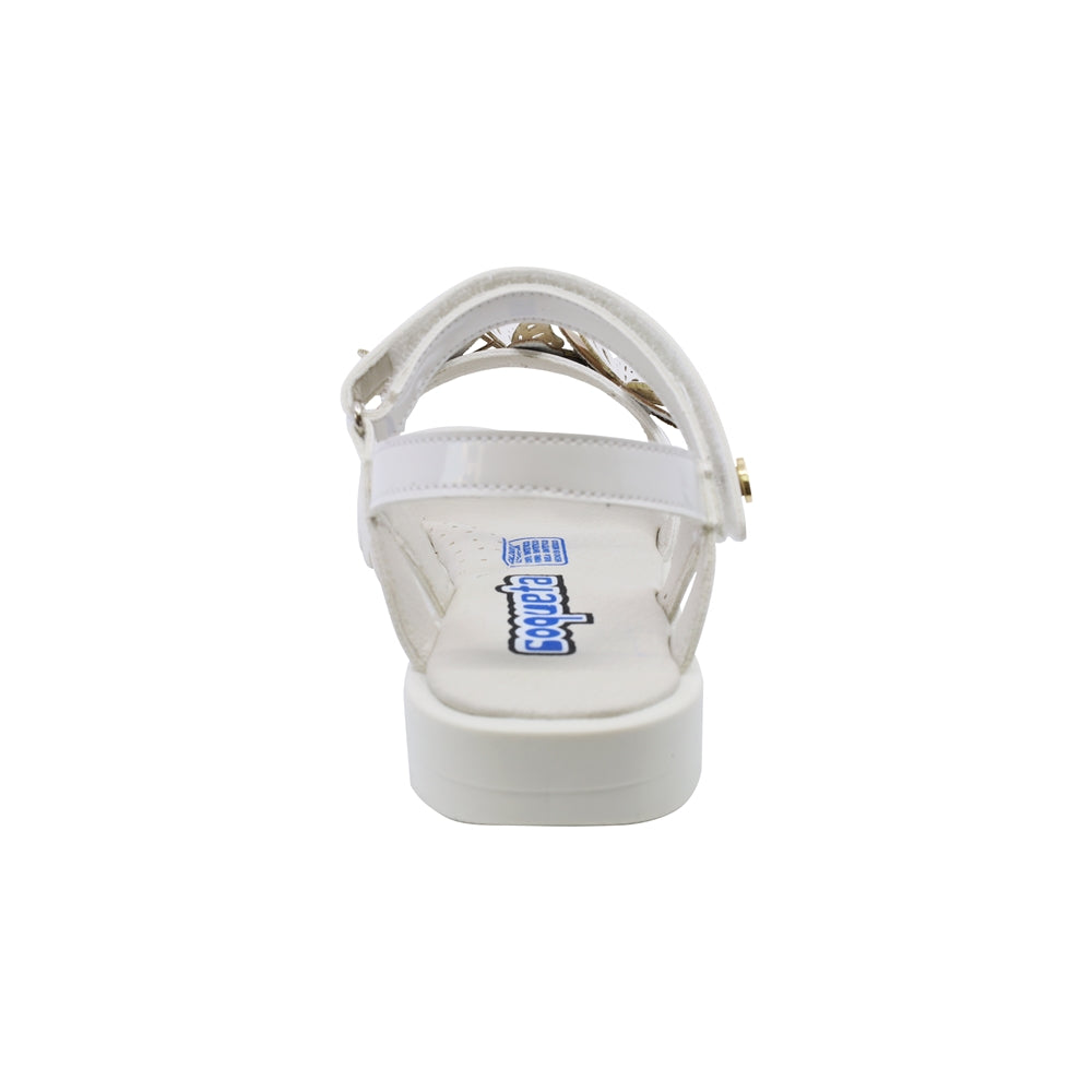 Sandalias Coqueta para niña en charol blanco Rebeca diseño de mariposas