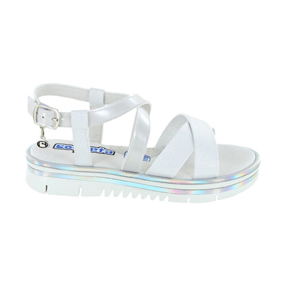 Sandalia Coqueta para niña en sintético perla Valentina con hebilla metálica.