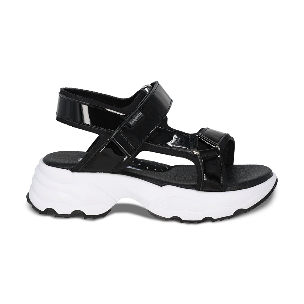 Sandalia Coqueta para niña en charol negro Salim con tira de contacto