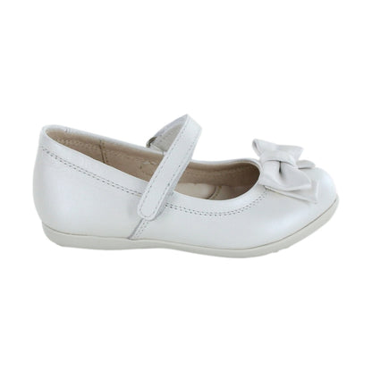 Balerina Coqueta para niña en piel perla Elisa con tira de contacto.