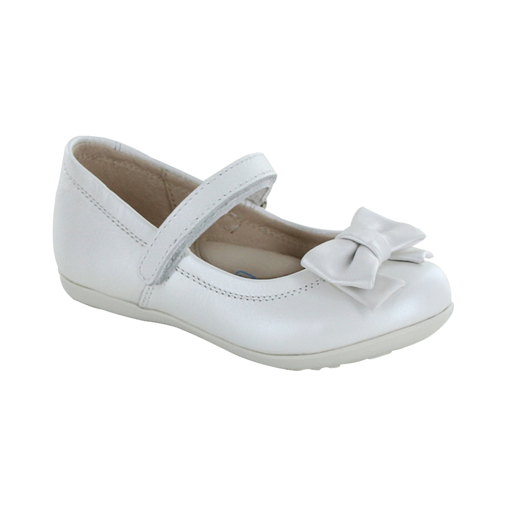 Balerina Coqueta para niña en piel perla Elisa con tira de contacto.