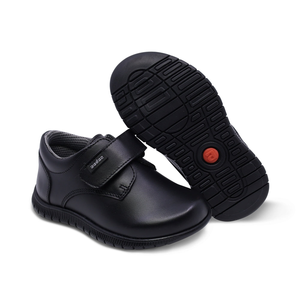 Zapato escolar Audaz para niño de piel negro click con tira de contacto