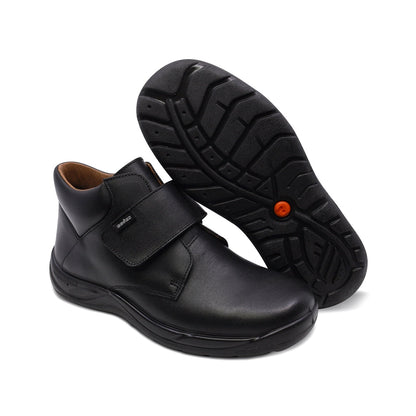 Bota escolar Audaz para niño de piel negro Tadeo con tira de contacto