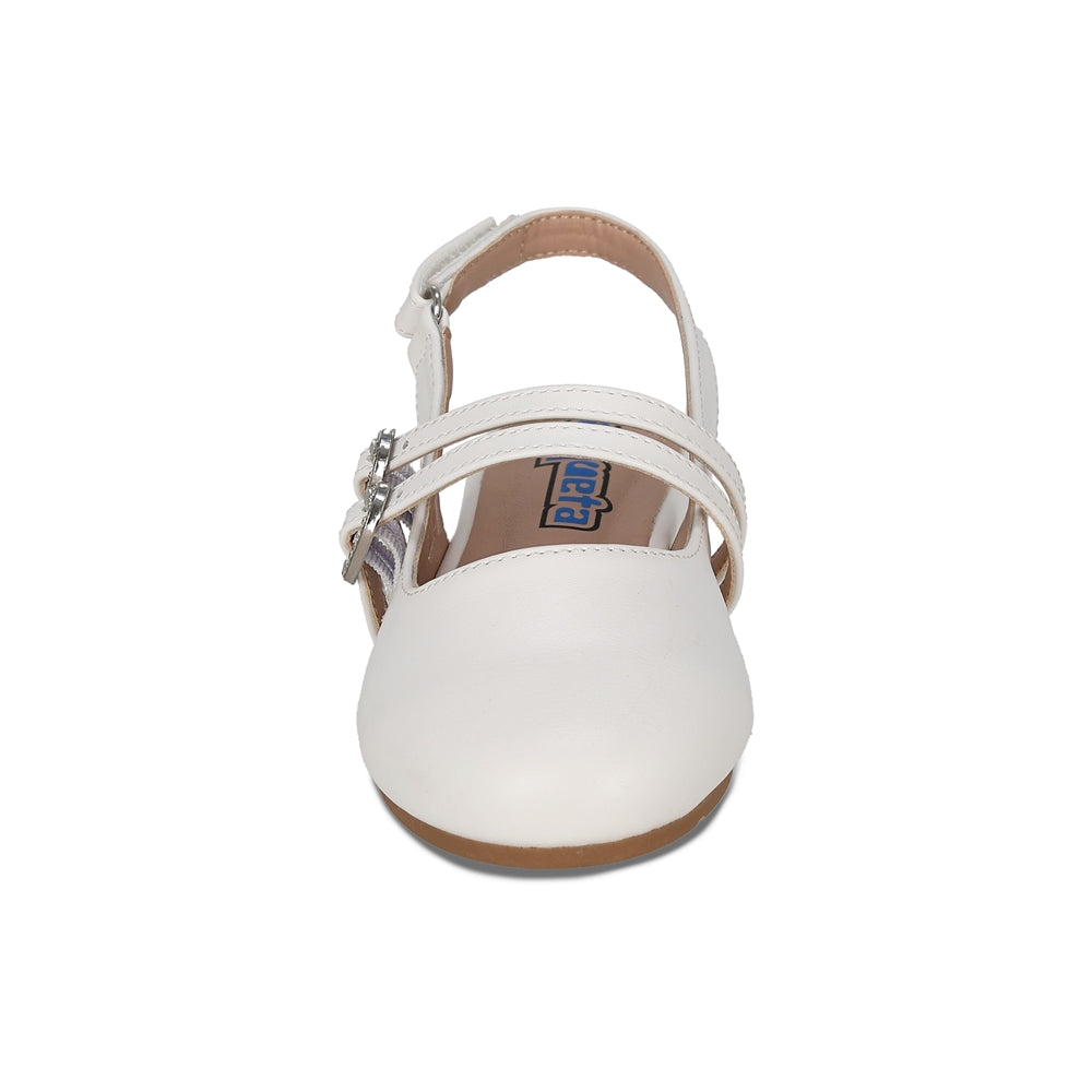 Balerina Coqueta para niña en sintético blanco Praga con hebilla doble.