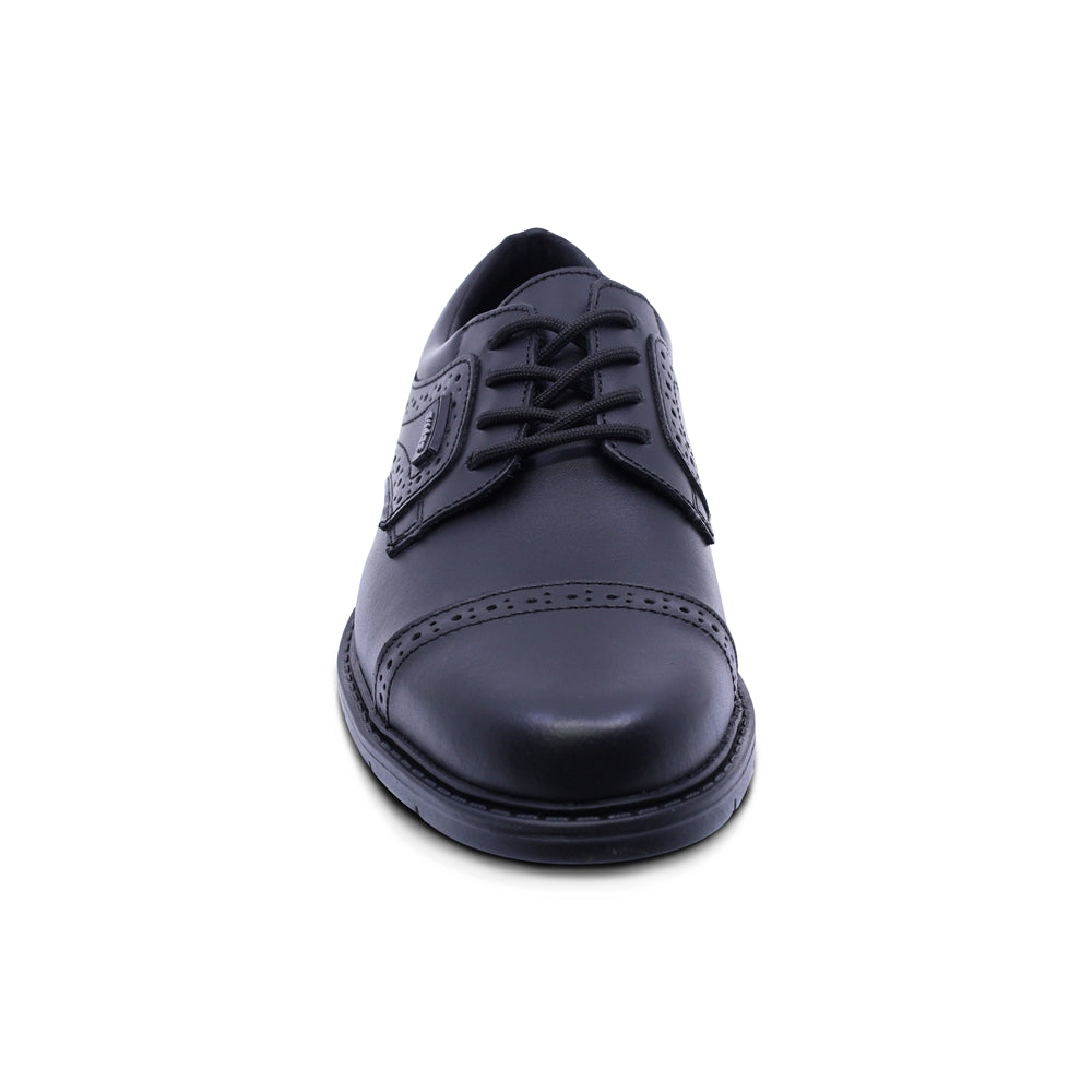 Zapato escolar Audaz para niño de piel negro Adams con diseño perforado