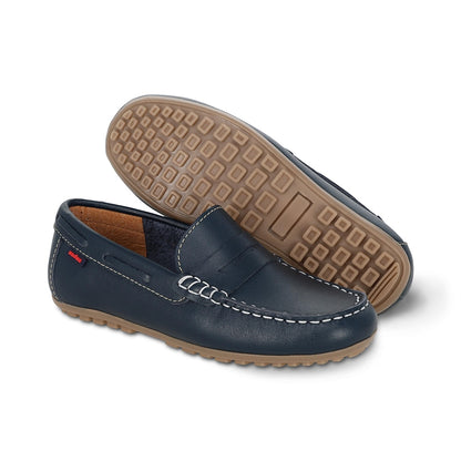 Mocasín Audaz casual para niño en piel azul Malaga con suela cómoda.