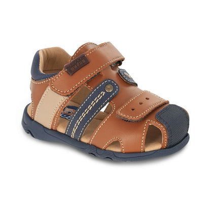 Sandalia Audaz para niño en piel miel Patricio con tira de contacto.